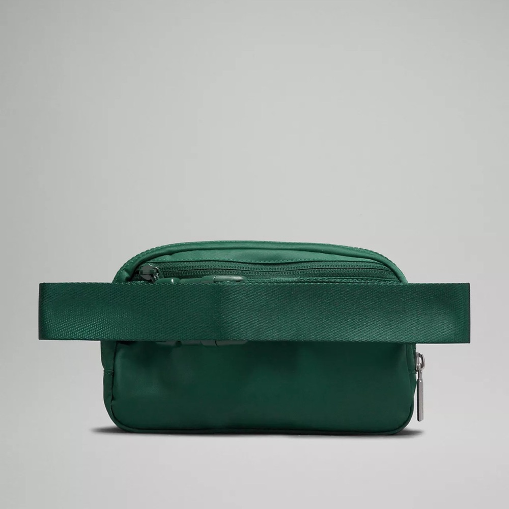 lululemon athletica Green Everywhere Belt Bag 1L, NWT - Picture 3 of 6